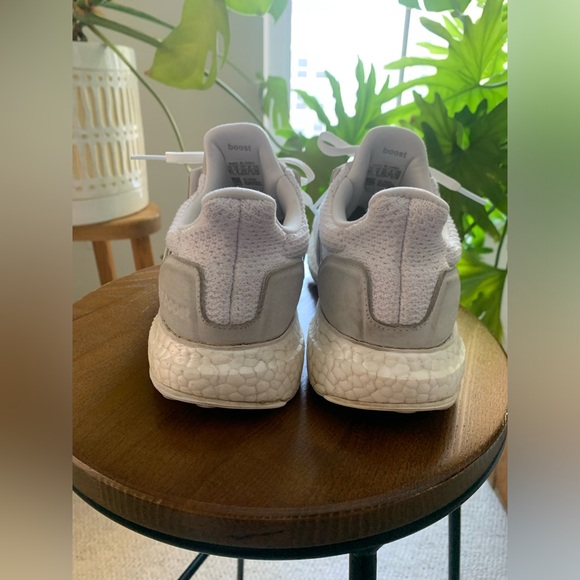 Adidas UltraBoost Shoes - Picture 3 of 3